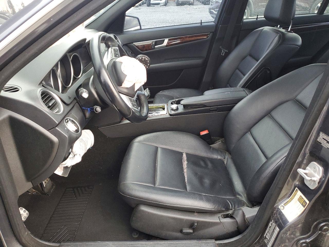 2014 MERCEDES-BENZ C 250 photo 7