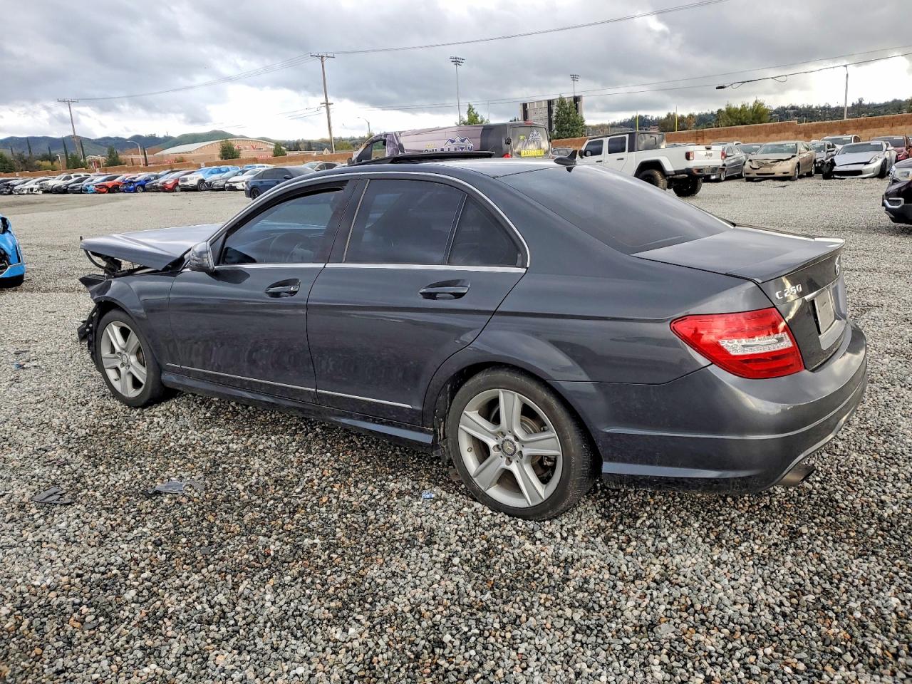 2014 MERCEDES-BENZ C 250 photo 2