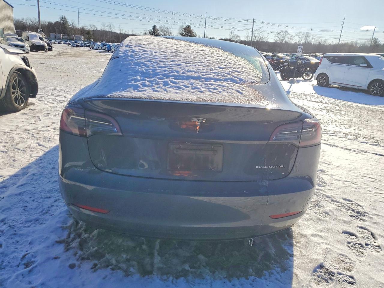 2023 TESLA MODEL 3 photo 11