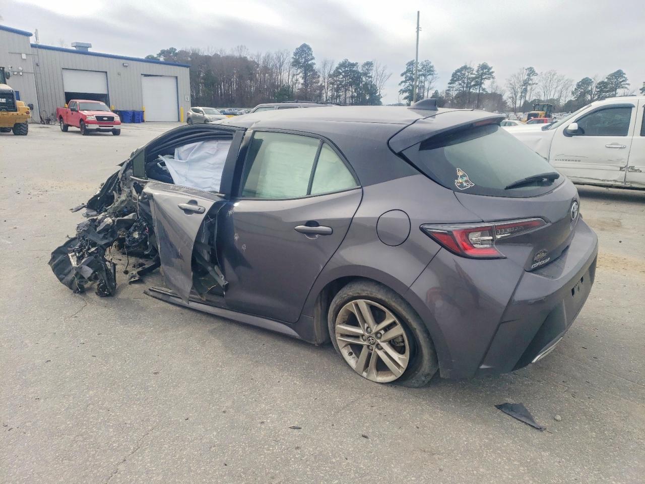 2022 TOYOTA COROLLA SE photo 2