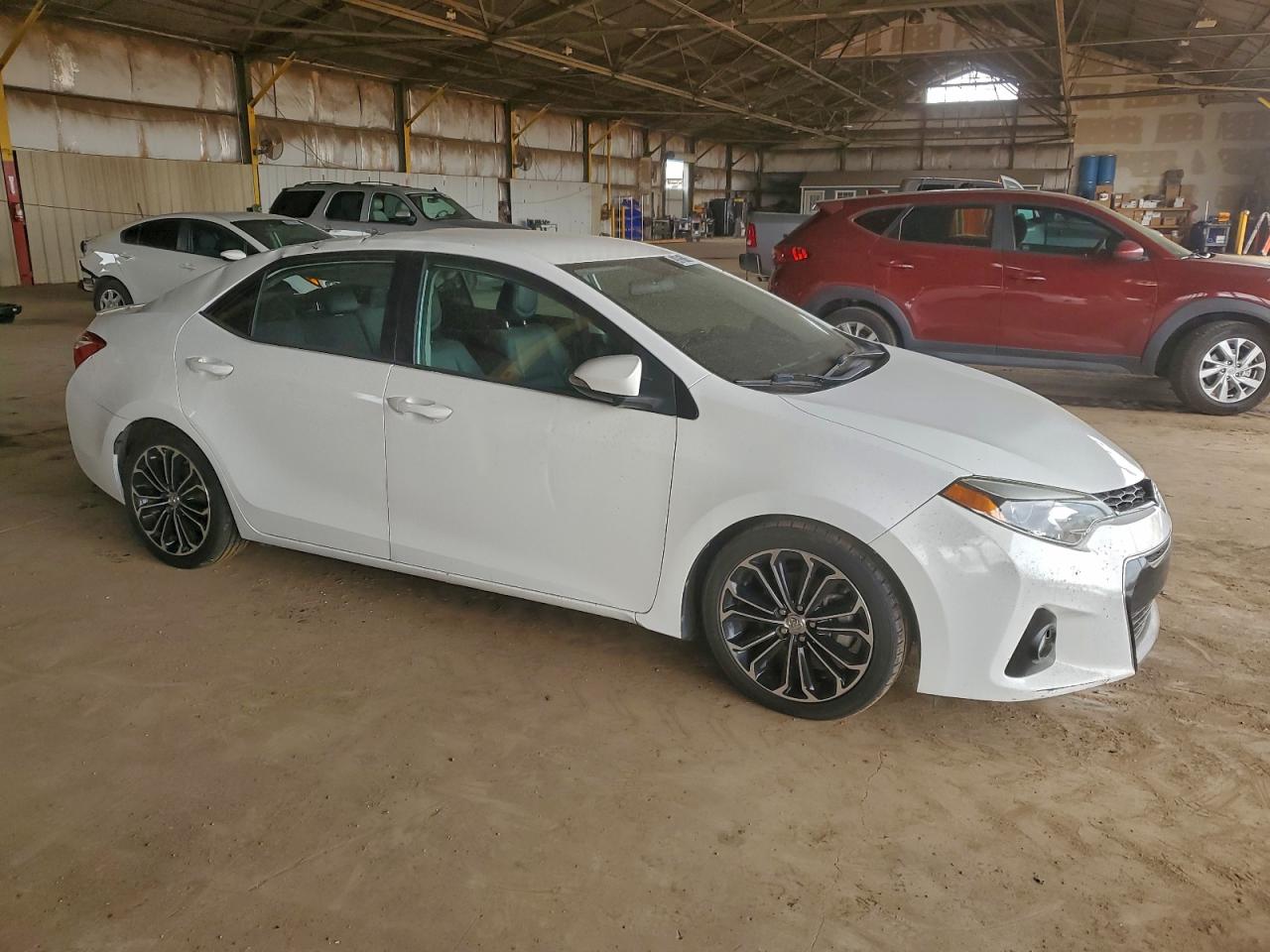 2014 TOYOTA COROLLA L photo 4