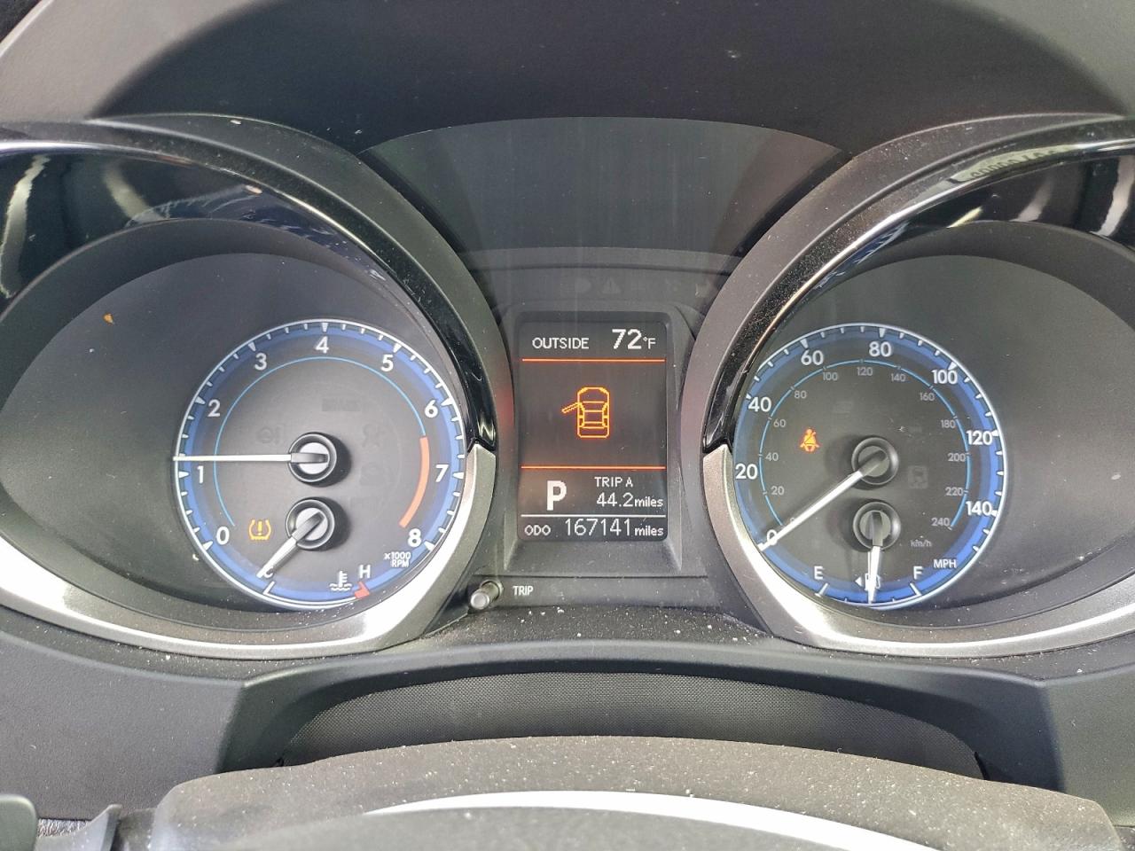 2014 TOYOTA COROLLA L photo 9