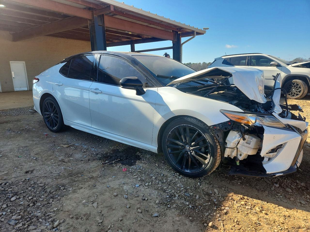2018 TOYOTA CAMRY XSE photo 4