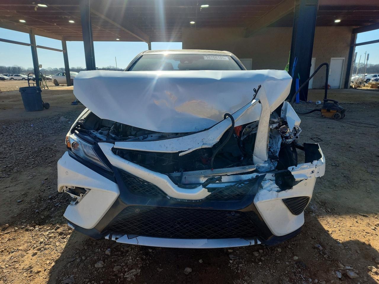 2018 TOYOTA CAMRY XSE photo 5
