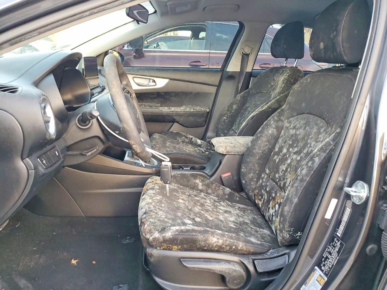 2023 KIA FORTE LX photo 7