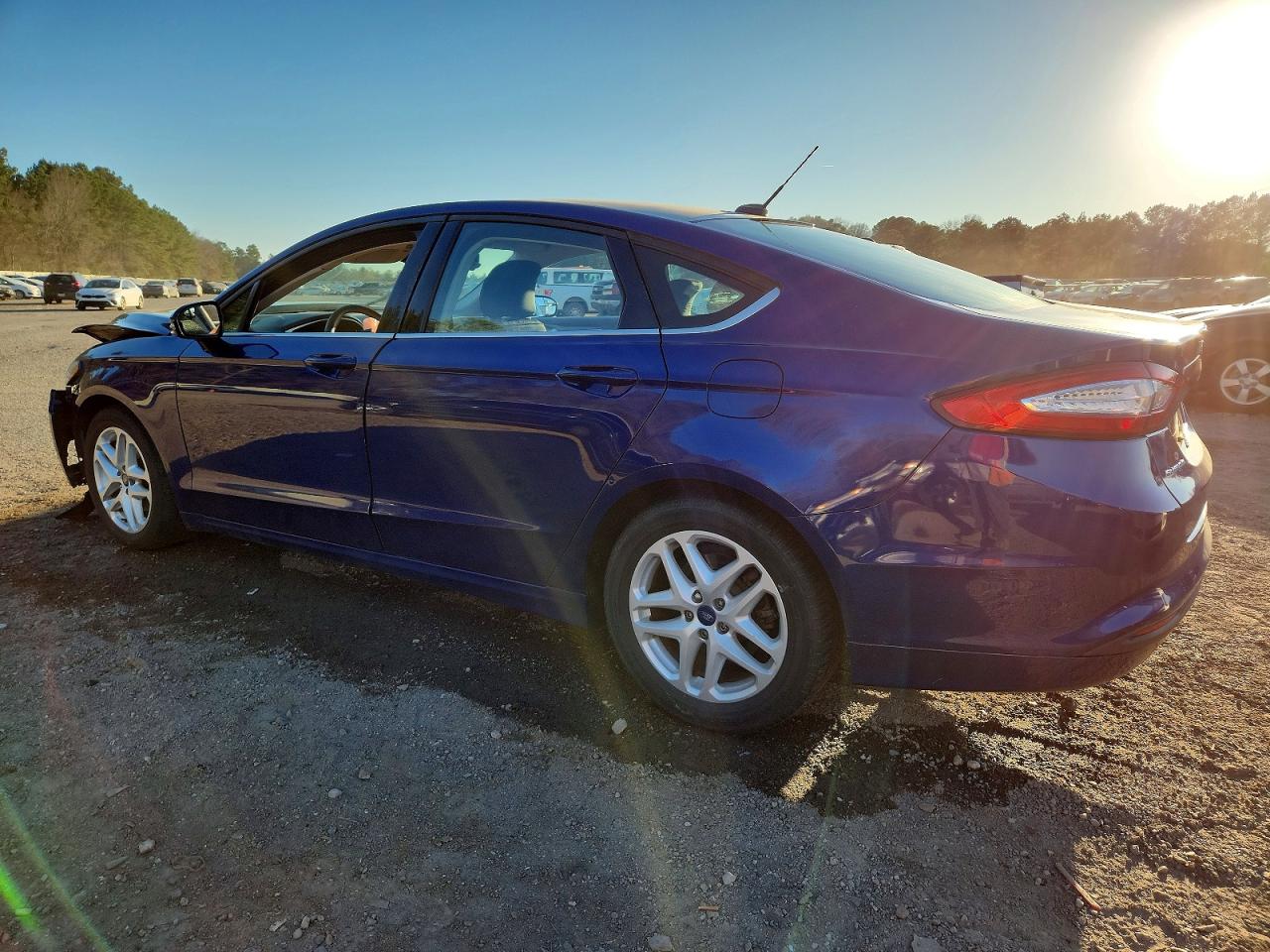 2015 FORD FUSION SE photo 2