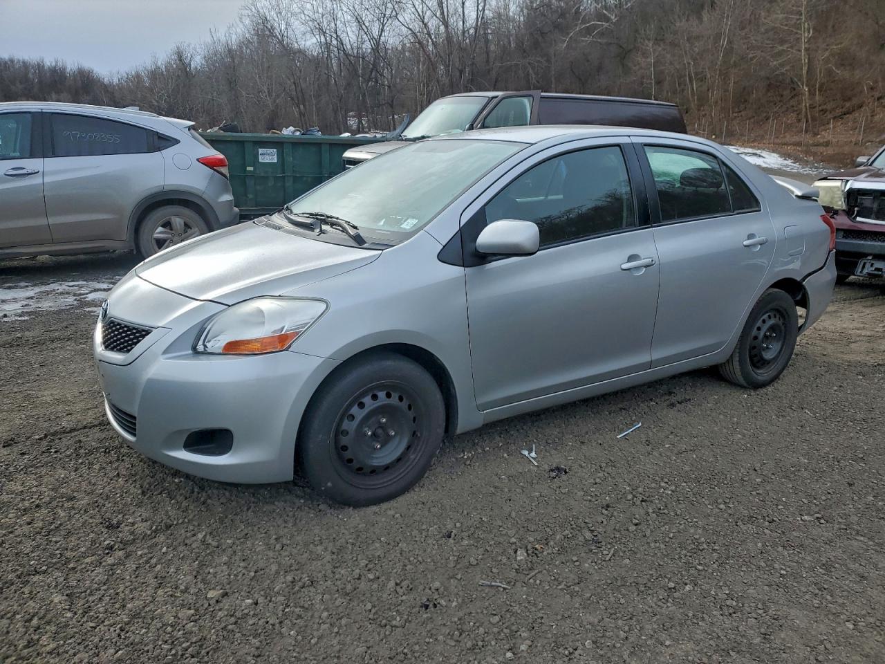 2010 TOYOTA YARIS