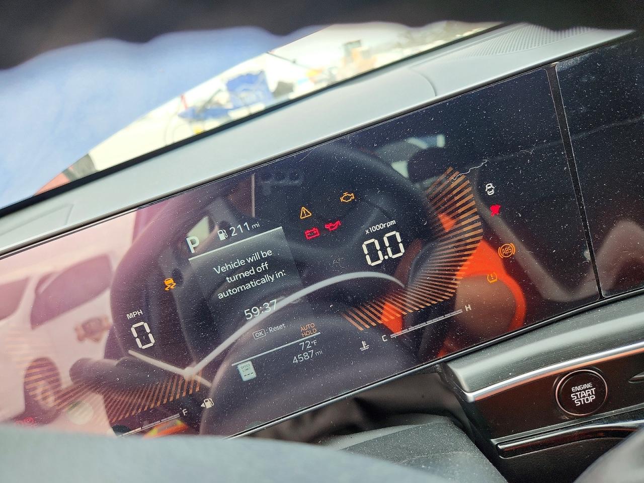 2025 KIA K5 GT LINE photo 9