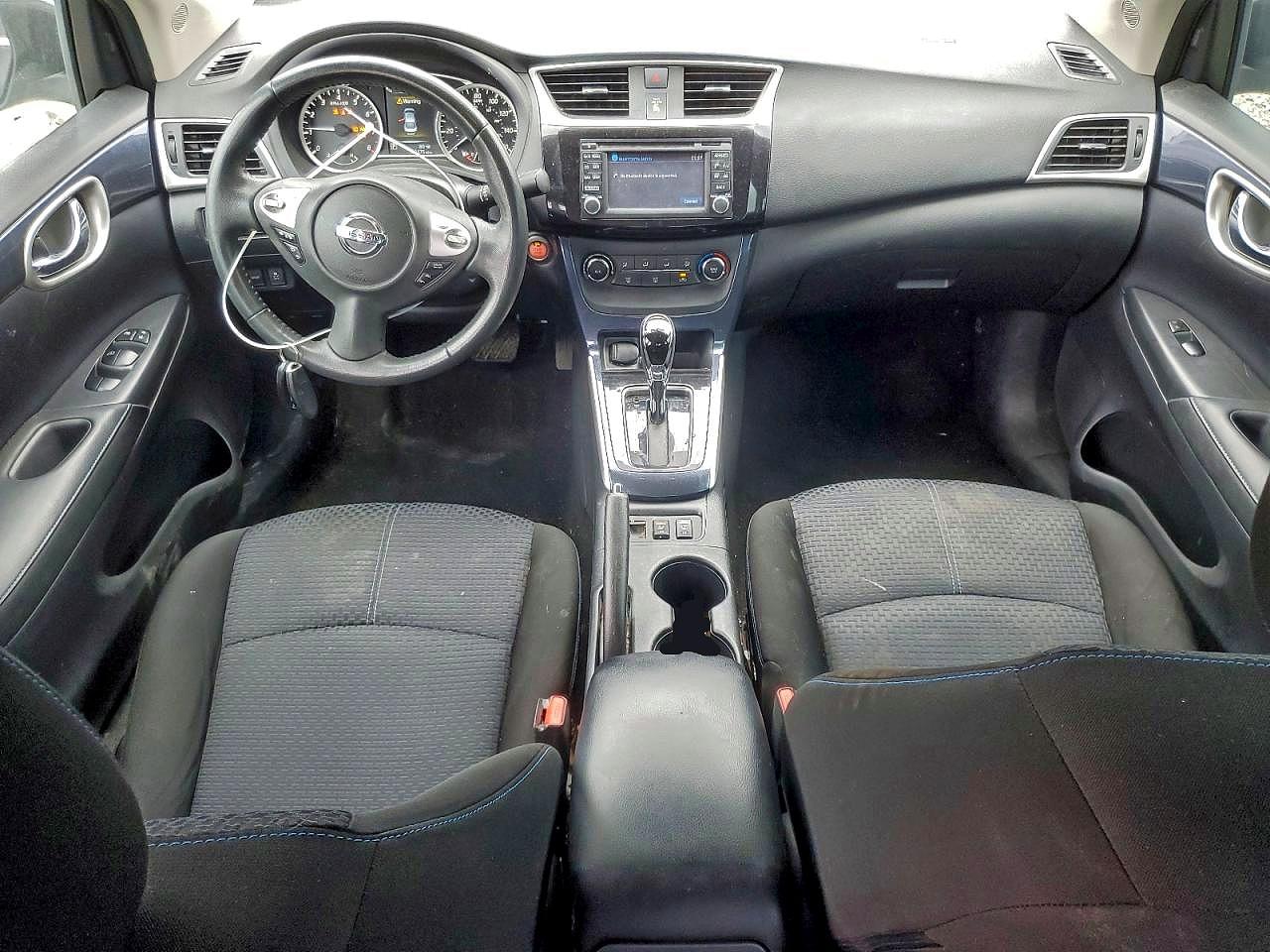 2017 NISSAN SENTRA S photo 8