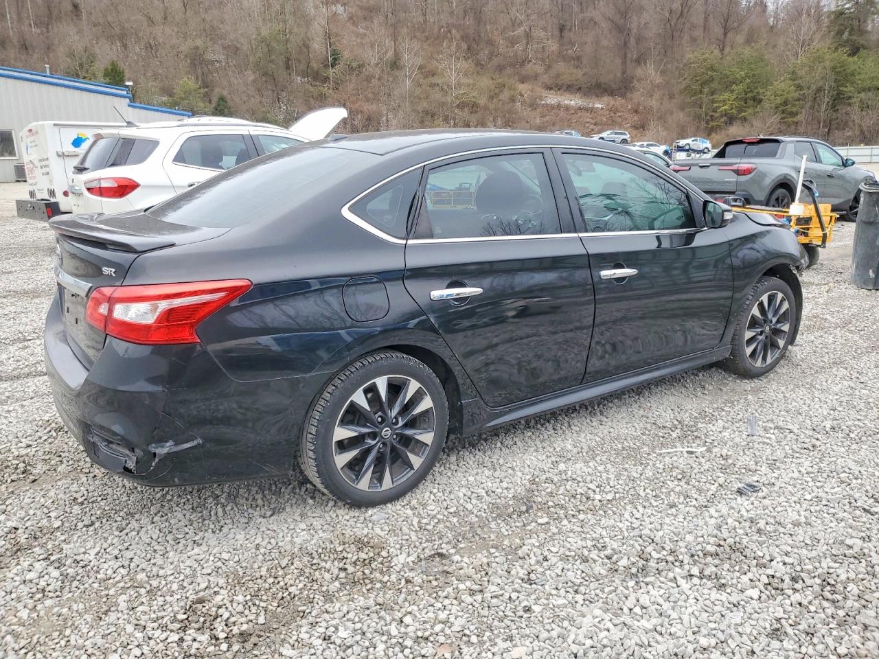 2017 NISSAN SENTRA S photo 3