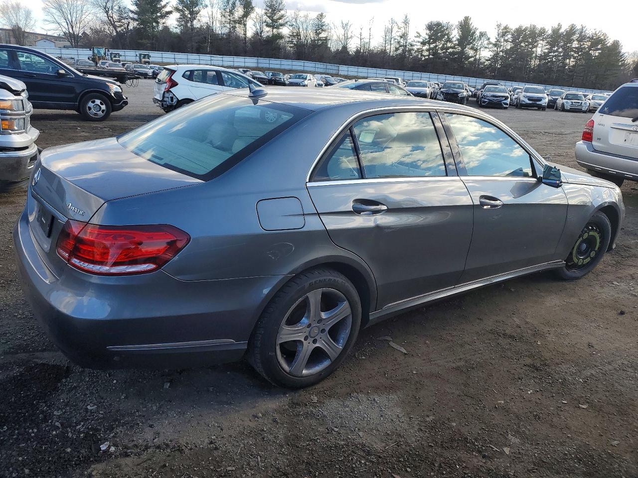 2016 MERCEDES-BENZ E 350 4MATIC photo 3