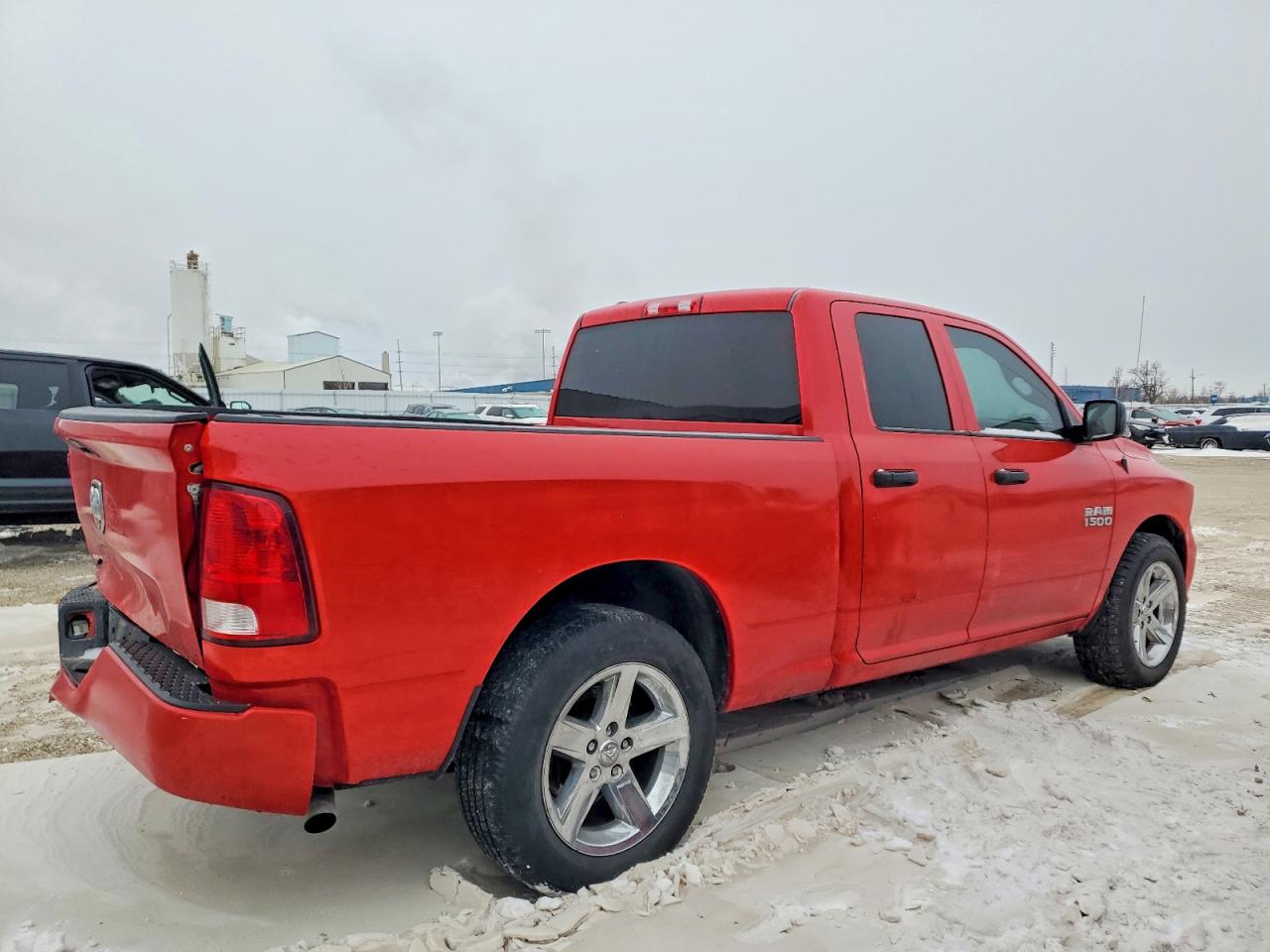 2016 RAM 1500 ST photo 3