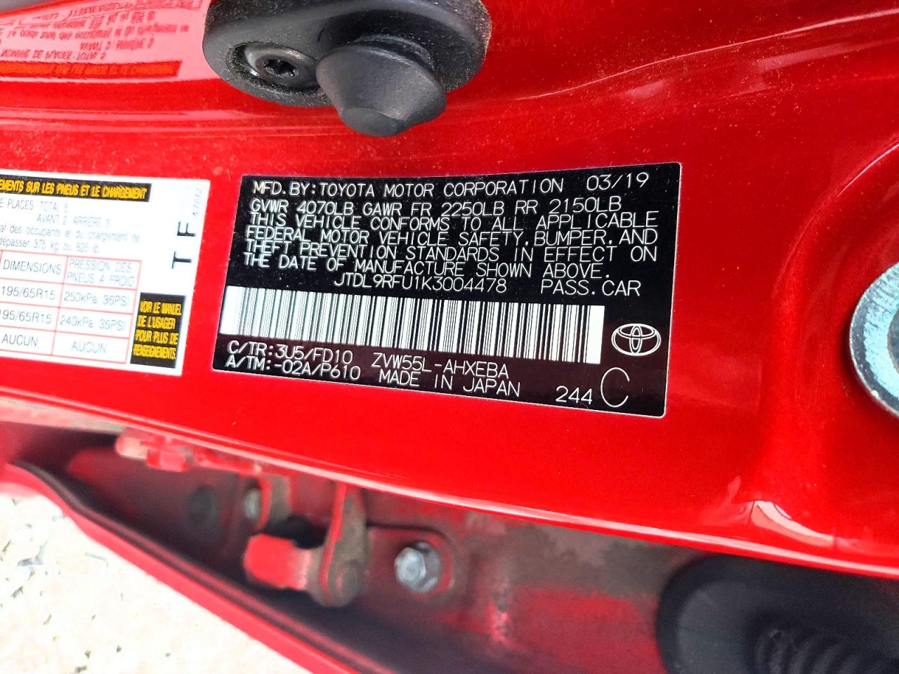 2019 TOYOTA PRIUS photo 12