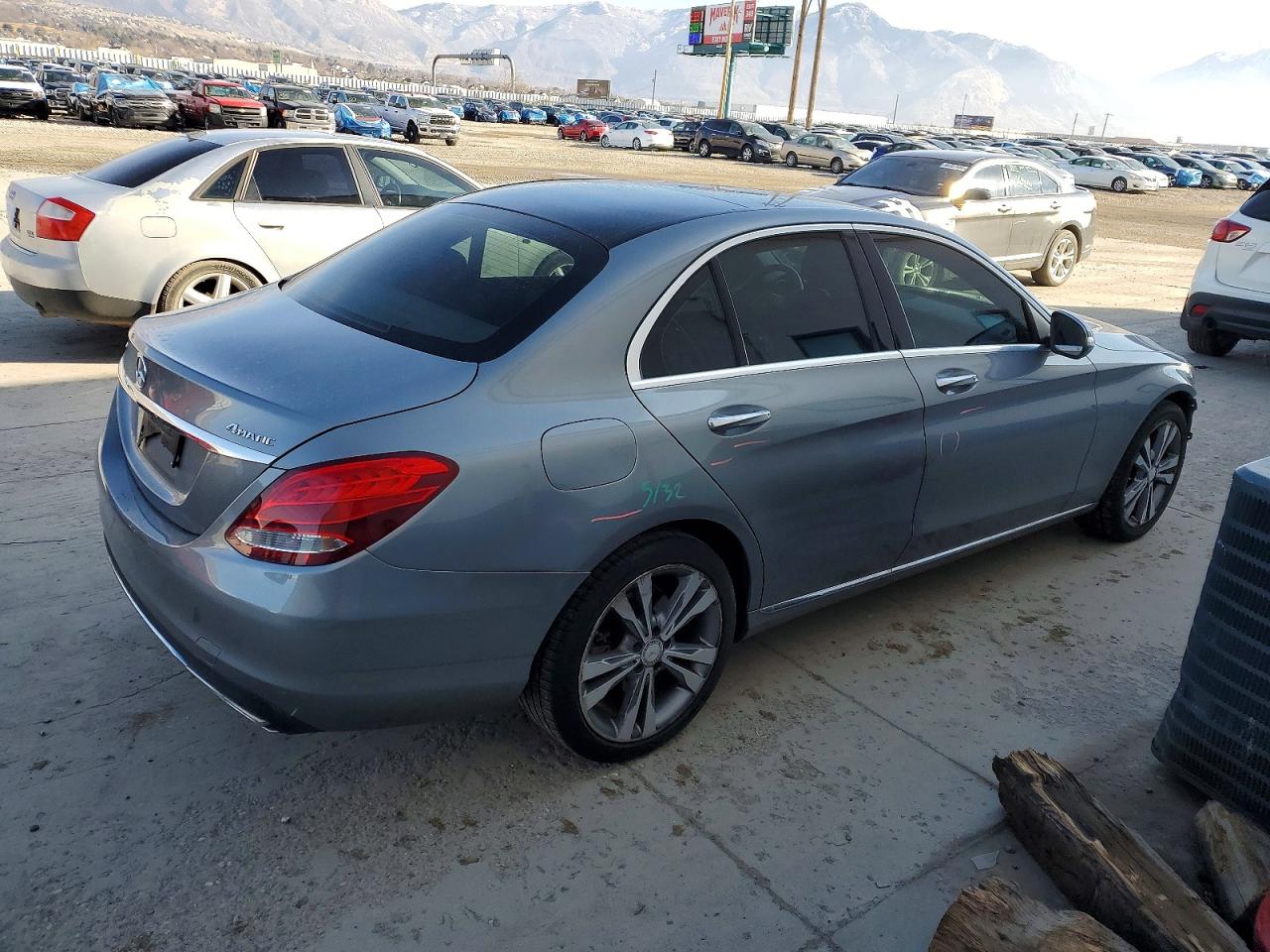 2015 MERCEDES-BENZ C 300 4MATIC photo 3