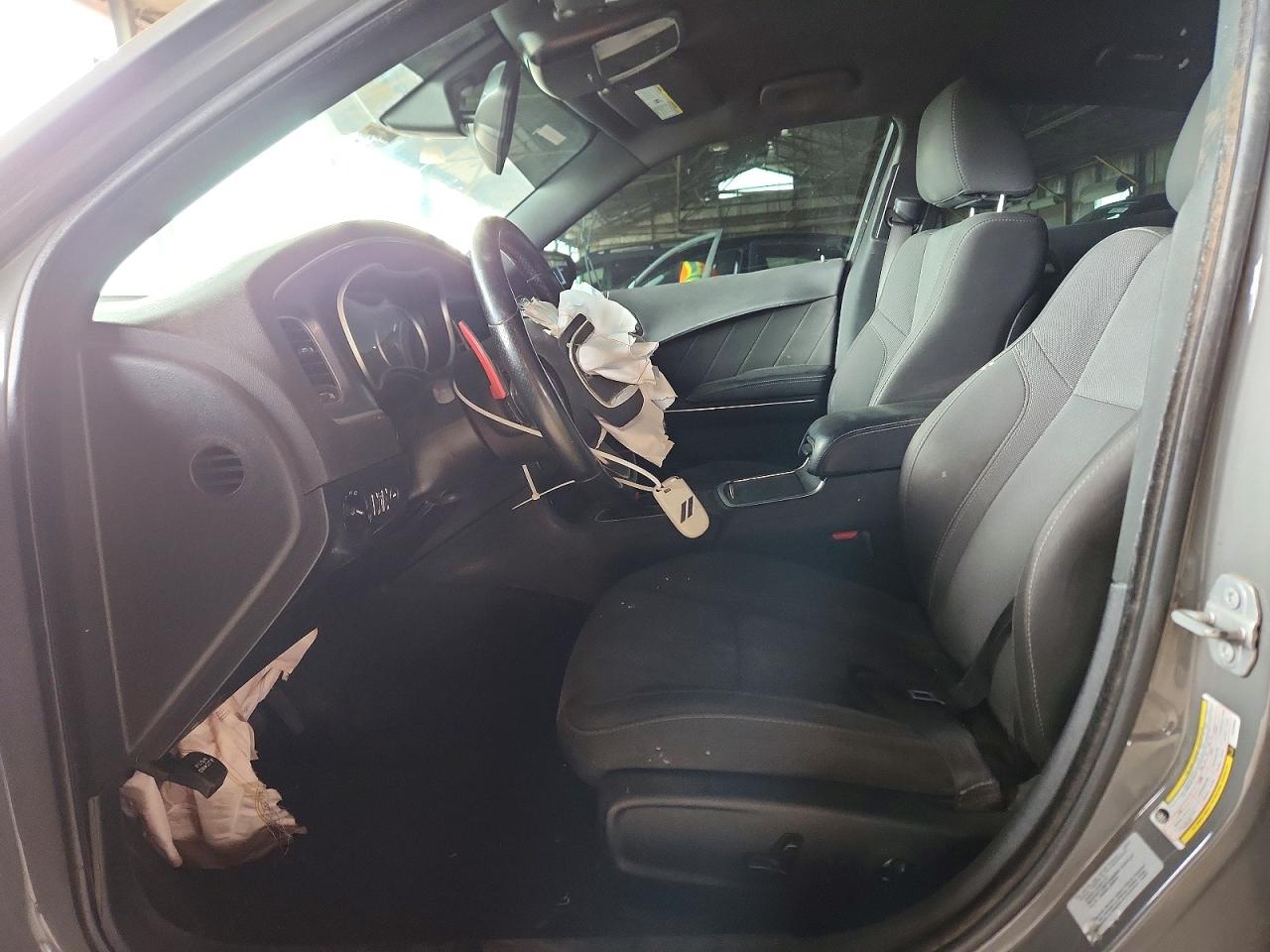 2018 DODGE CHARGER photo 7
