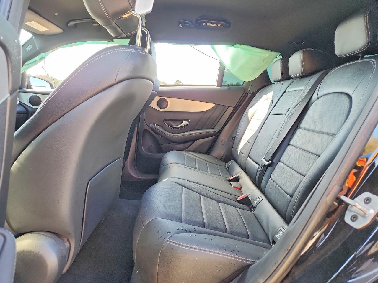 2022 MERCEDES-BENZ GLC 300 photo 11
