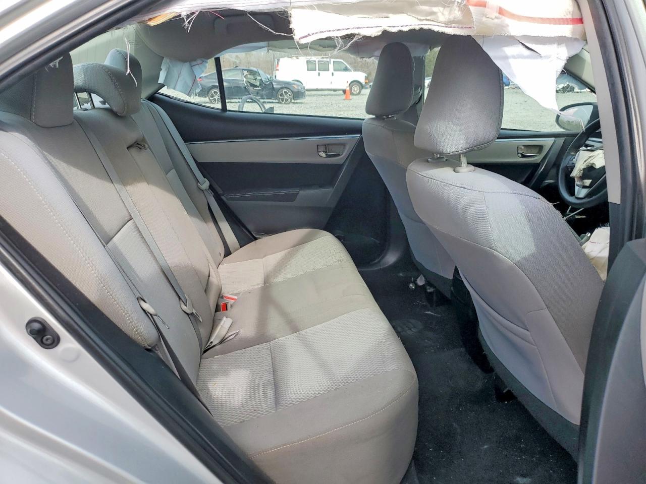 2016 TOYOTA COROLLA L photo 10