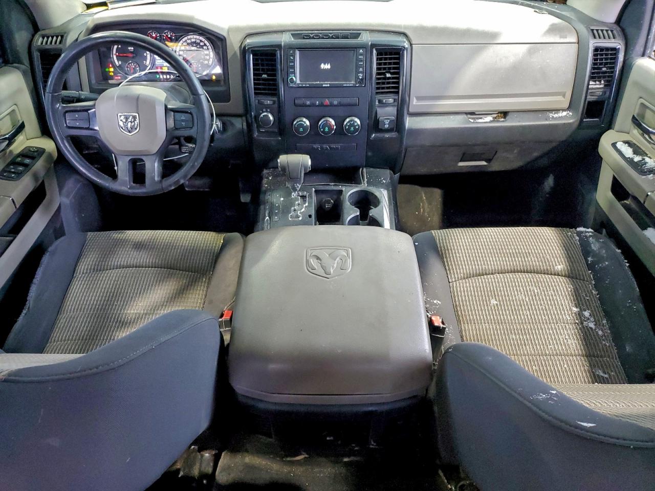 2011 DODGE RAM 1500 photo 8