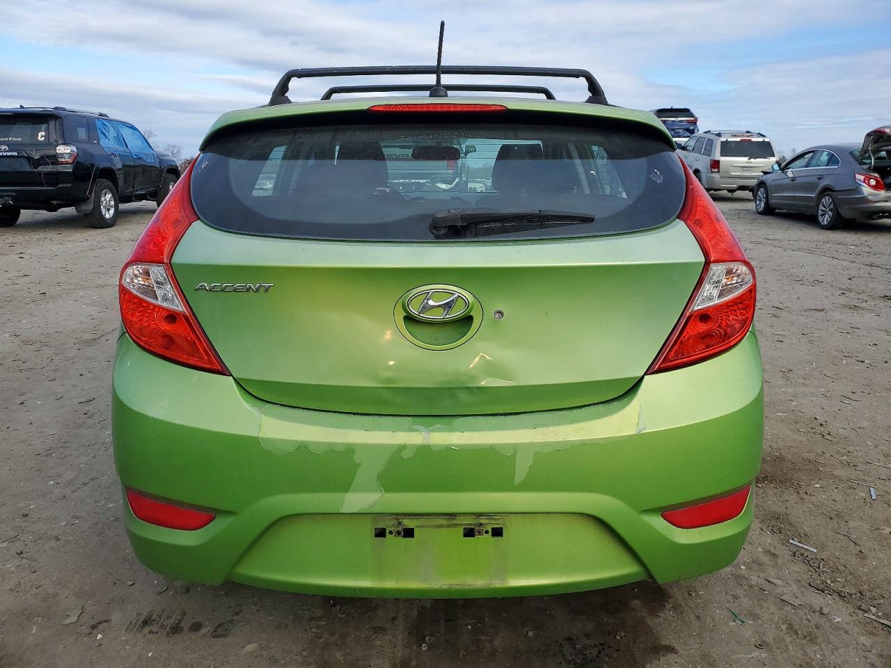 2012 HYUNDAI ACCENT GLS photo 6