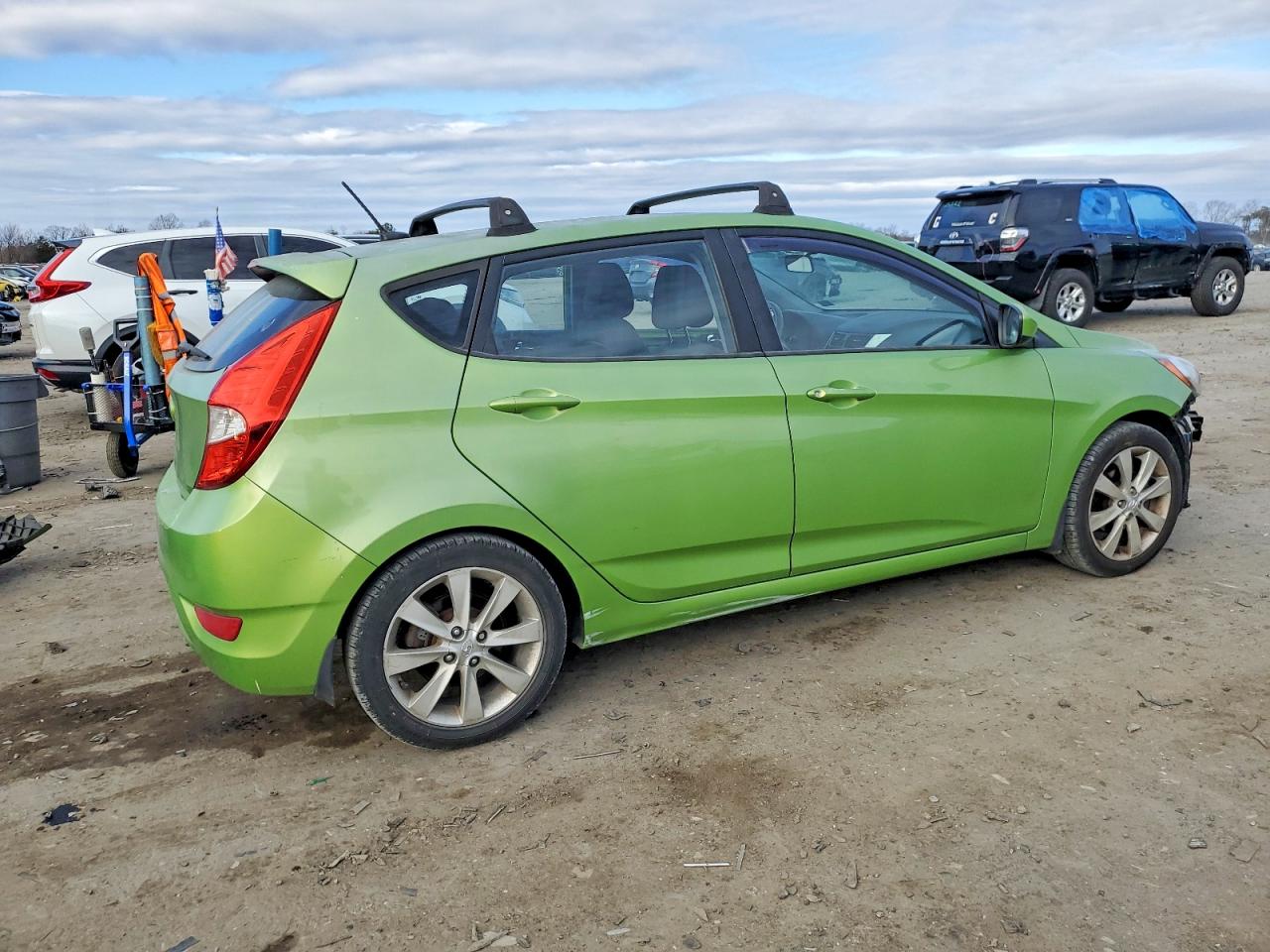 2012 HYUNDAI ACCENT GLS photo 3