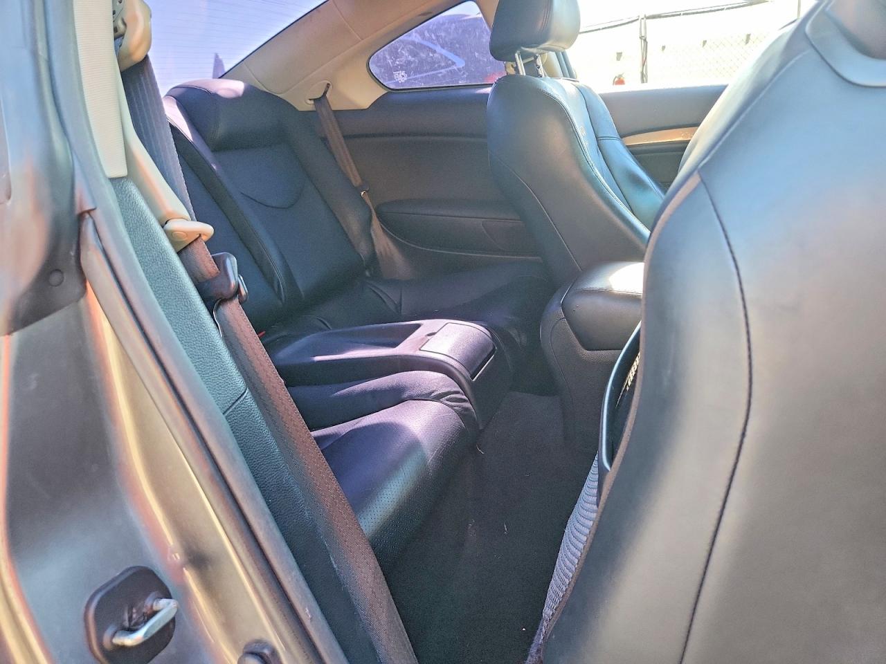 2012 INFINITI G37 BASE photo 10