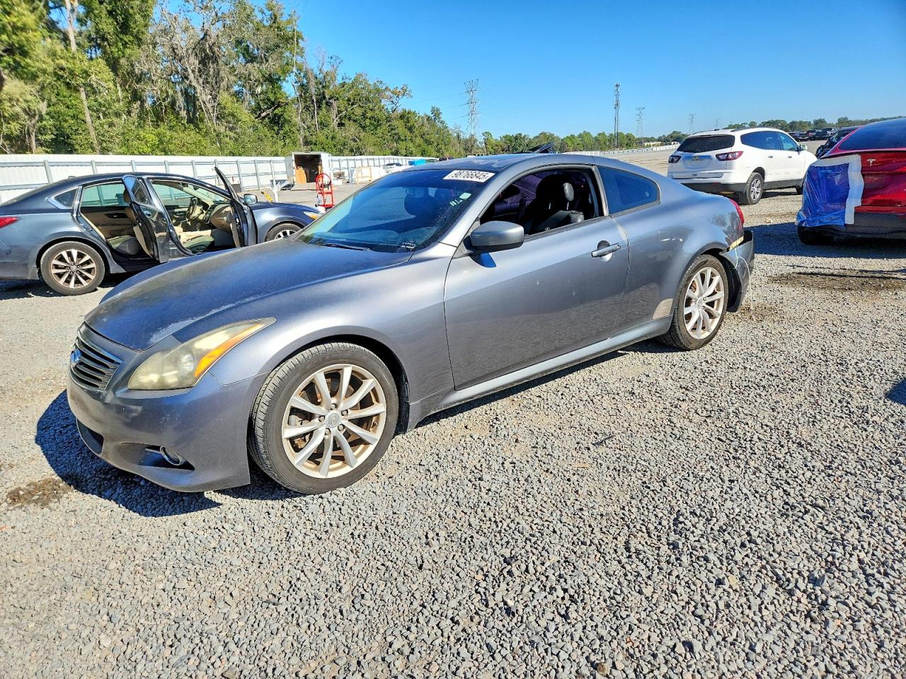 2012 INFINITI G37