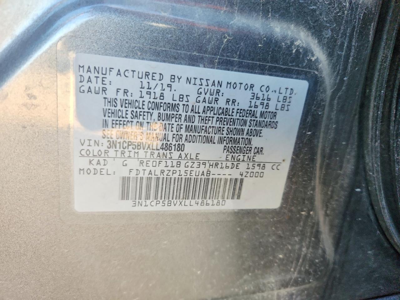 2020 NISSAN KICKS S photo 13