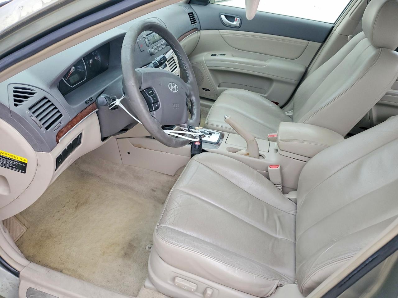2008 HYUNDAI SONATA SE photo 7