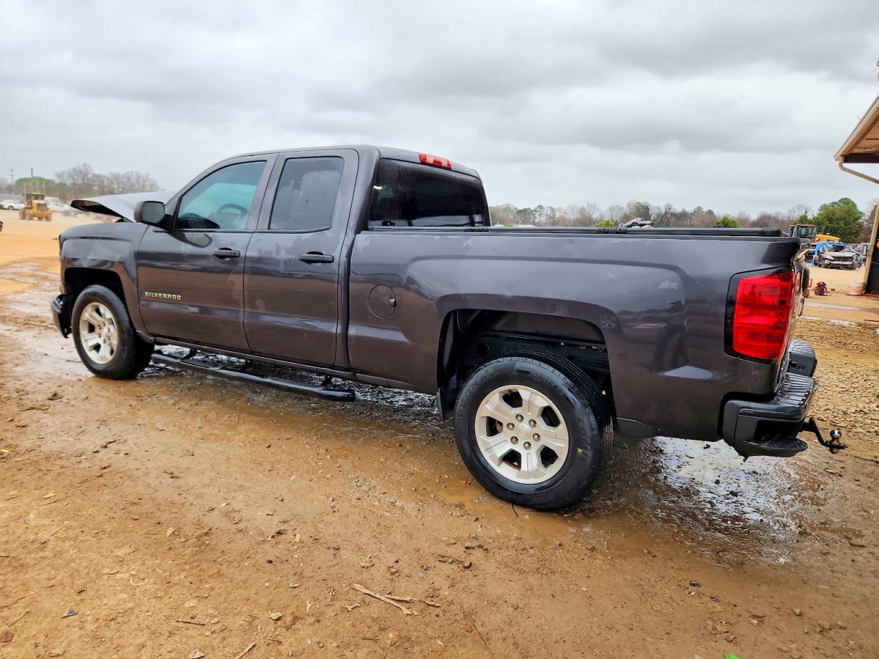 2015 CHEVROLET SILVERADO C1500 photo 2