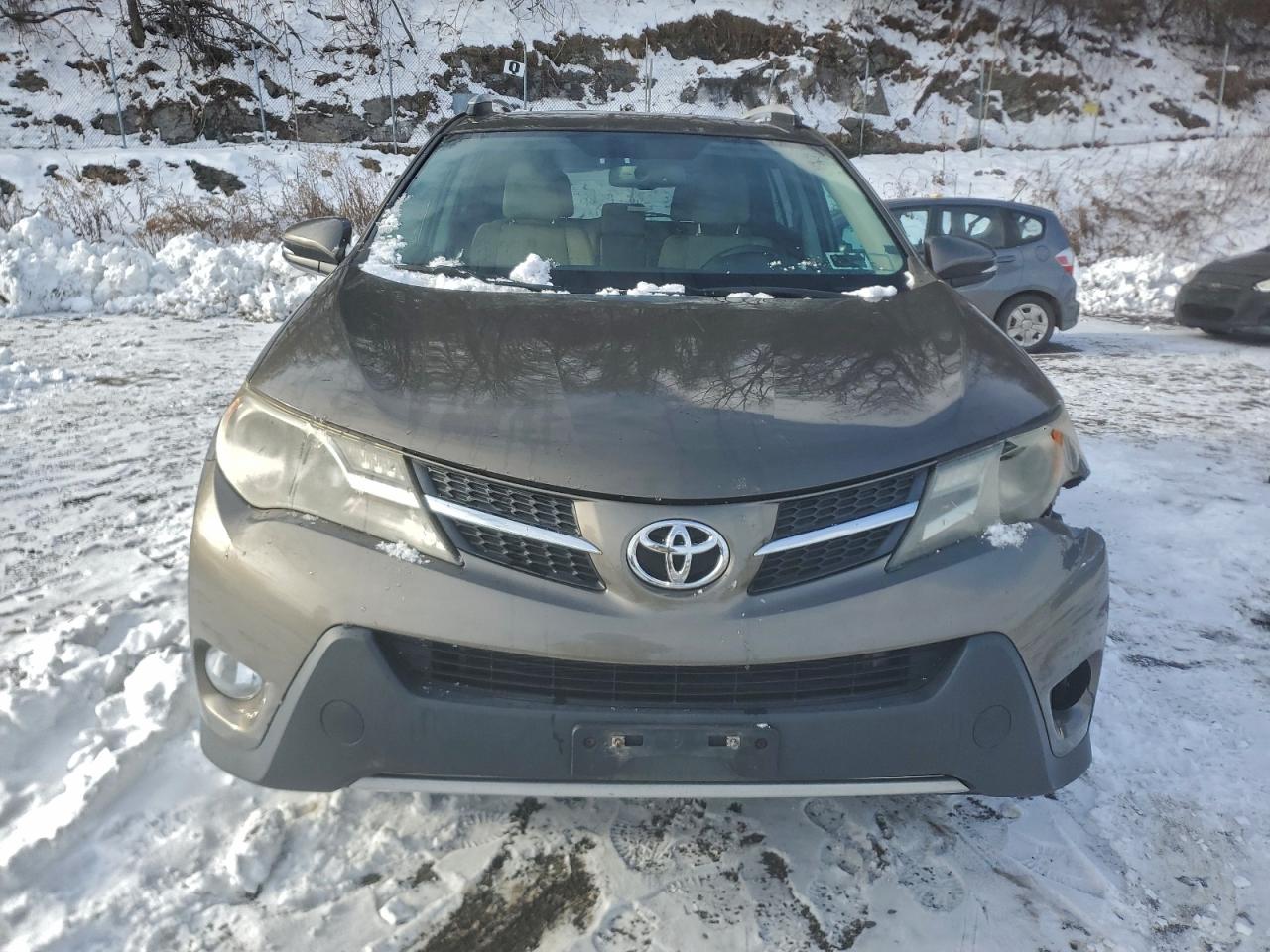 2014 TOYOTA RAV4 LIMITED photo 5