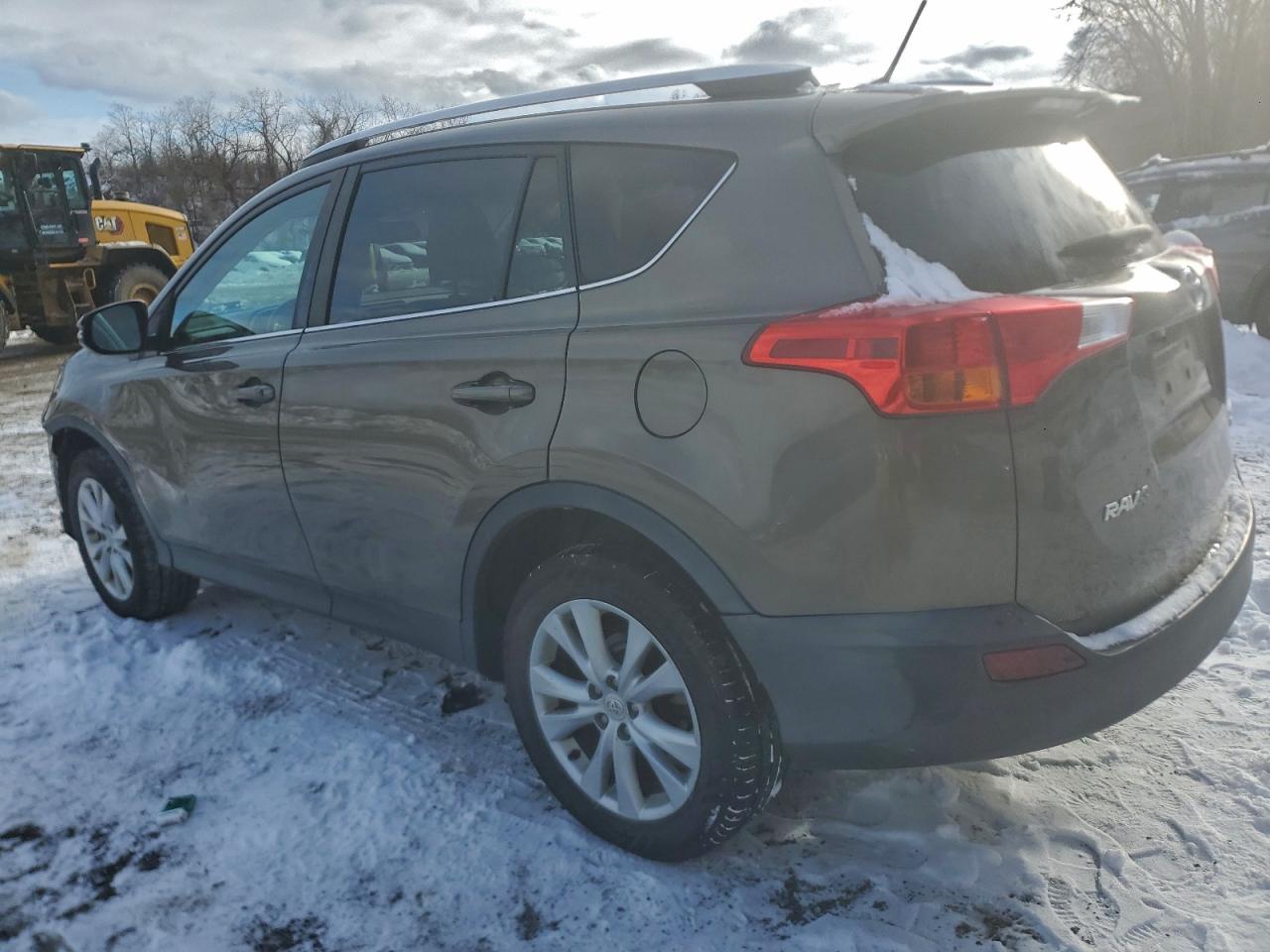 2014 TOYOTA RAV4 LIMITED photo 2