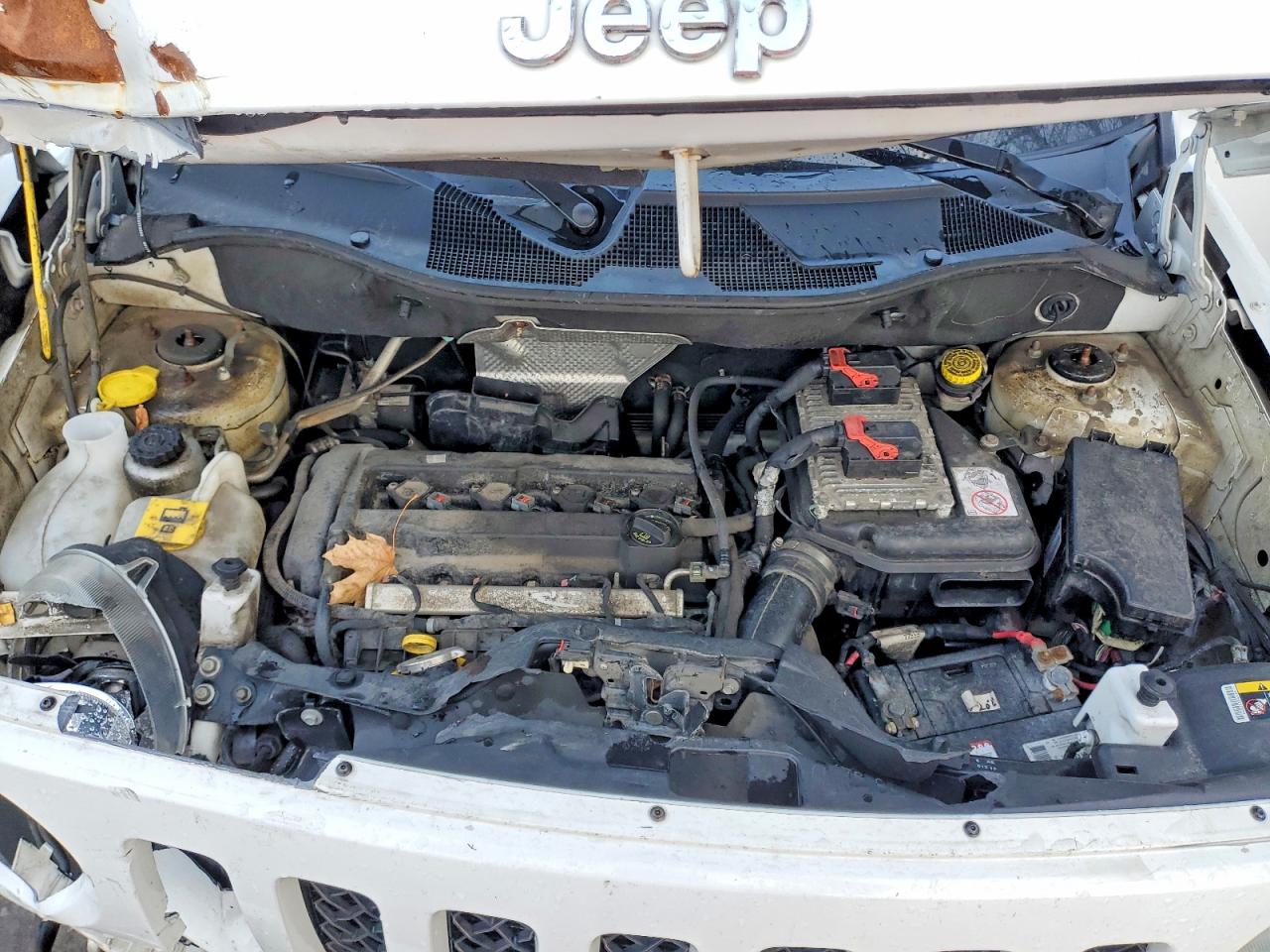 2015 JEEP PATRIOT photo 12