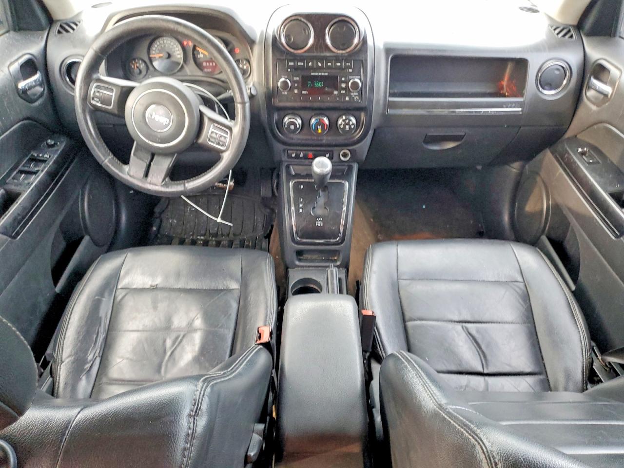 2015 JEEP PATRIOT photo 8