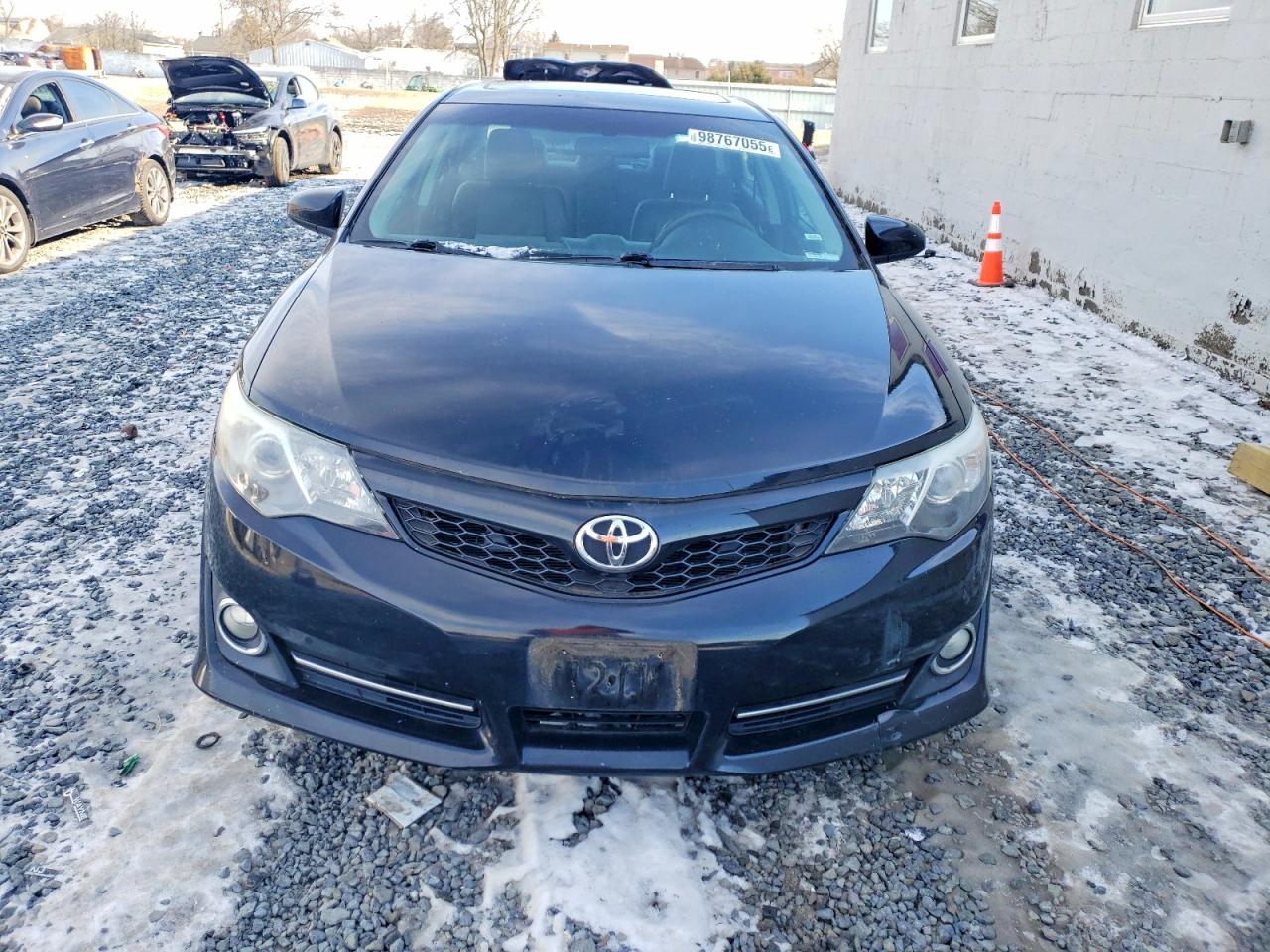 2012 TOYOTA CAMRY BASE photo 5