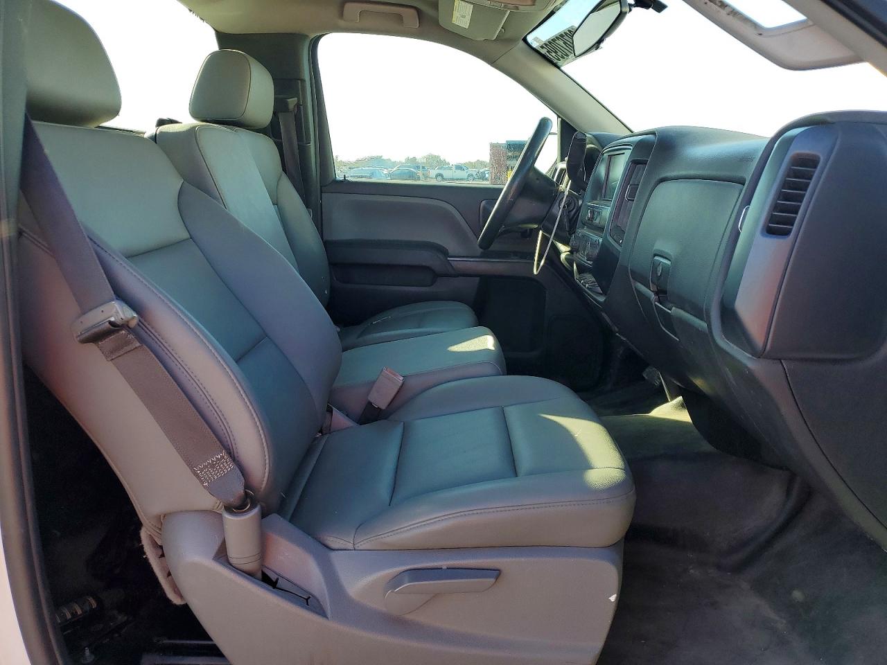 2018 CHEVROLET SILVERADO K1500 photo 10