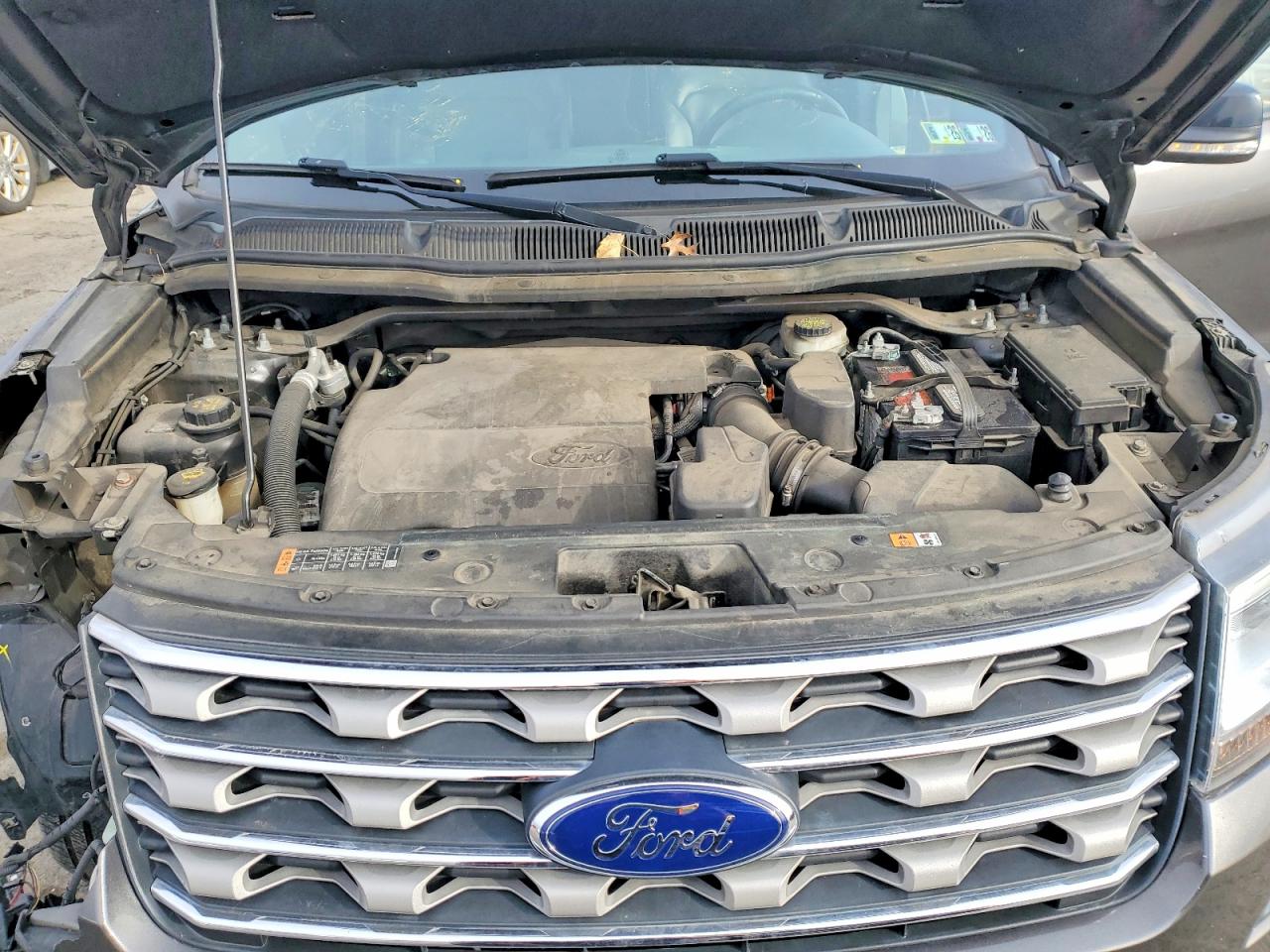 2016 FORD EXPLORER XLT photo 12