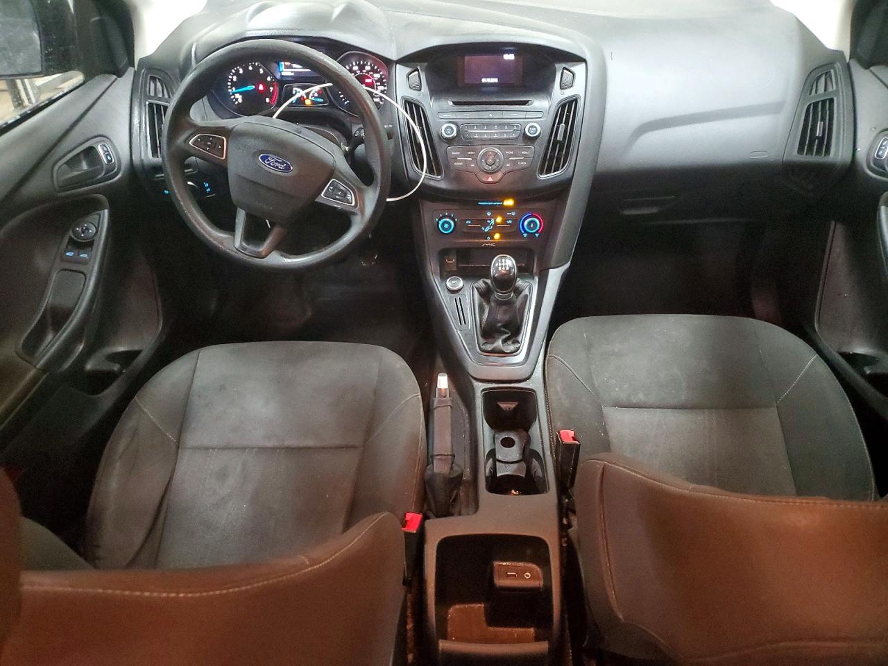 2015 FORD FOCUS S photo 8