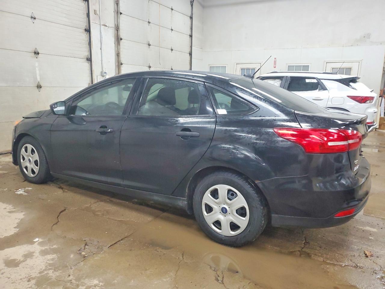 2015 FORD FOCUS S photo 2