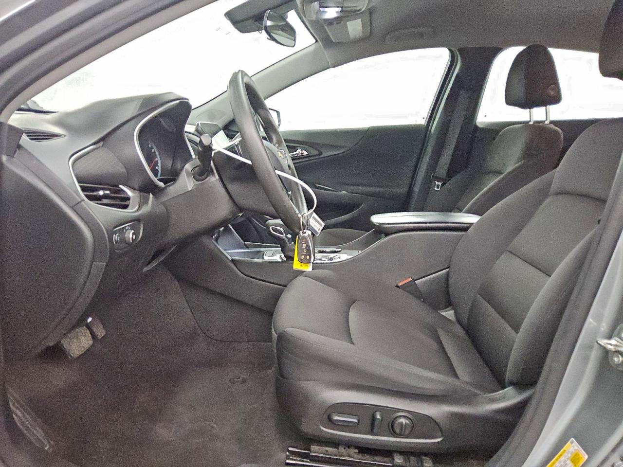 2024 CHEVROLET MALIBU LT photo 7