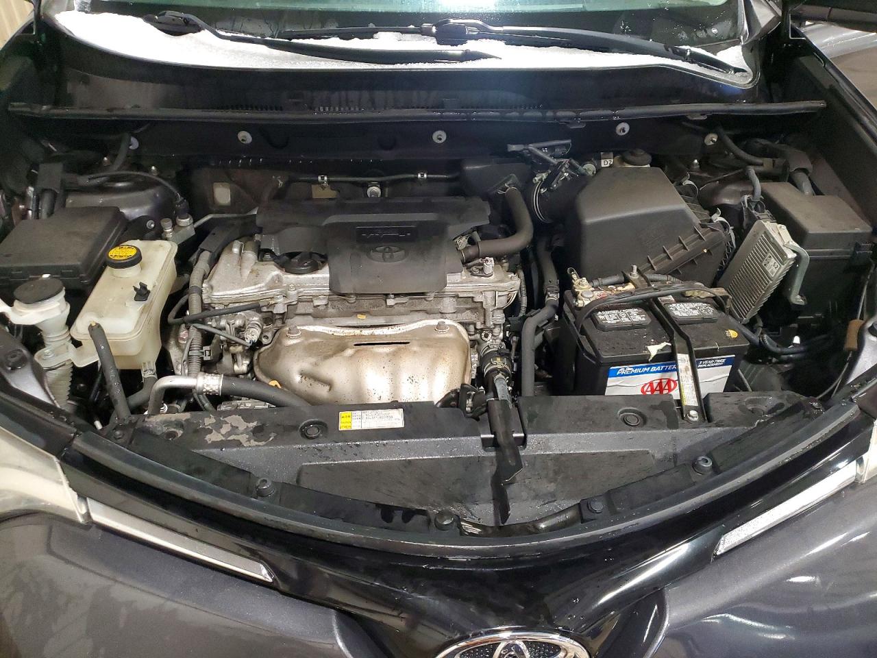 2016 TOYOTA RAV4 XLE photo 11
