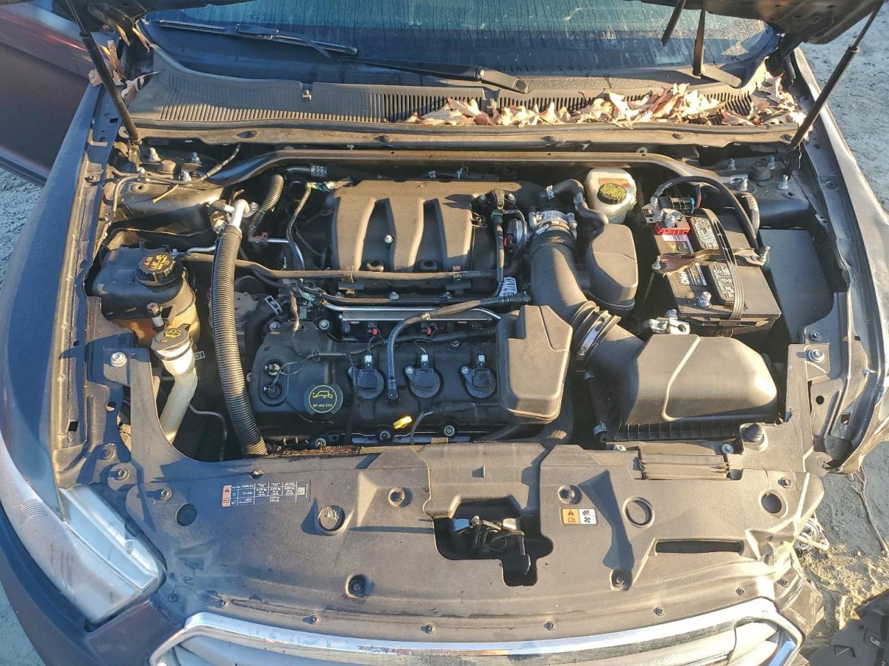2016 FORD TAURUS SEL photo 11
