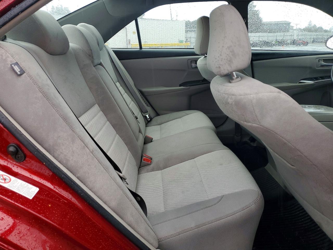 2016 TOYOTA CAMRY HYBRID photo 10