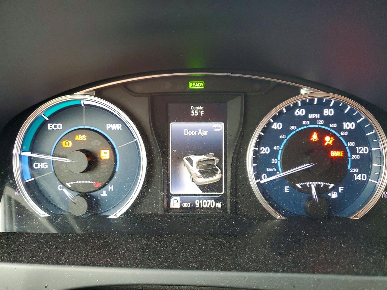 2016 TOYOTA CAMRY HYBRID photo 9