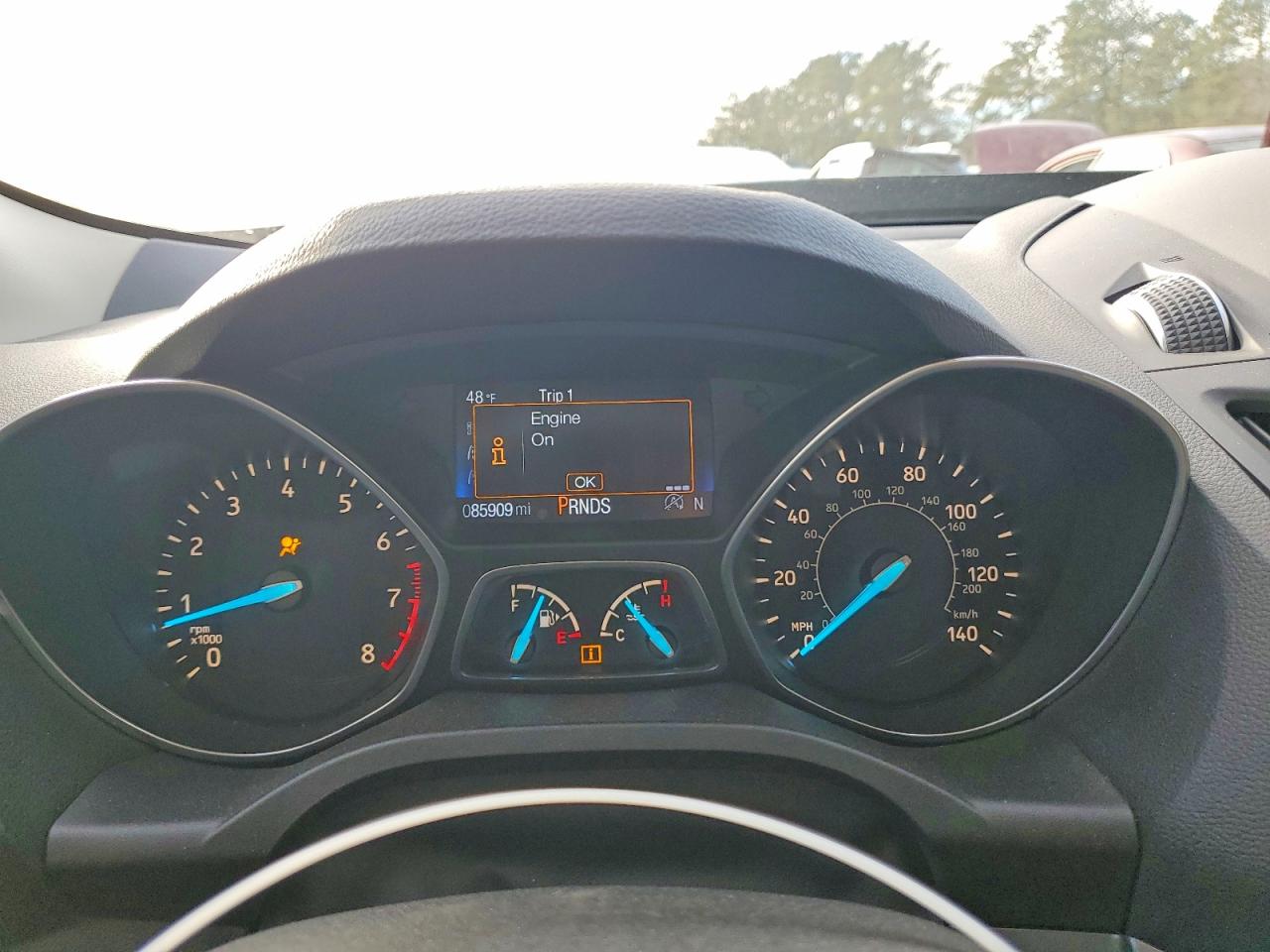 2017 FORD ESCAPE SE photo 25