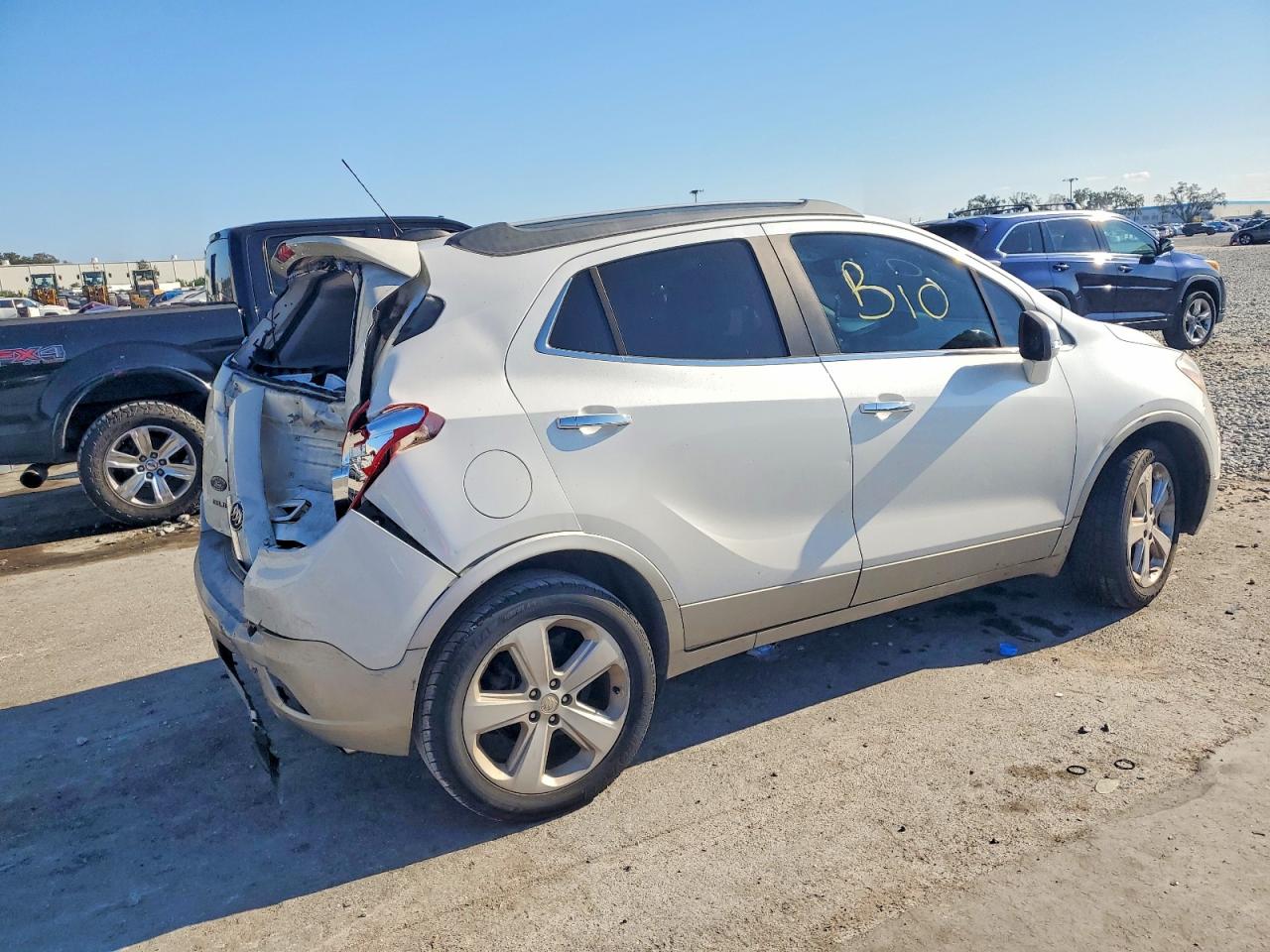 2016 BUICK ENCORE photo 3