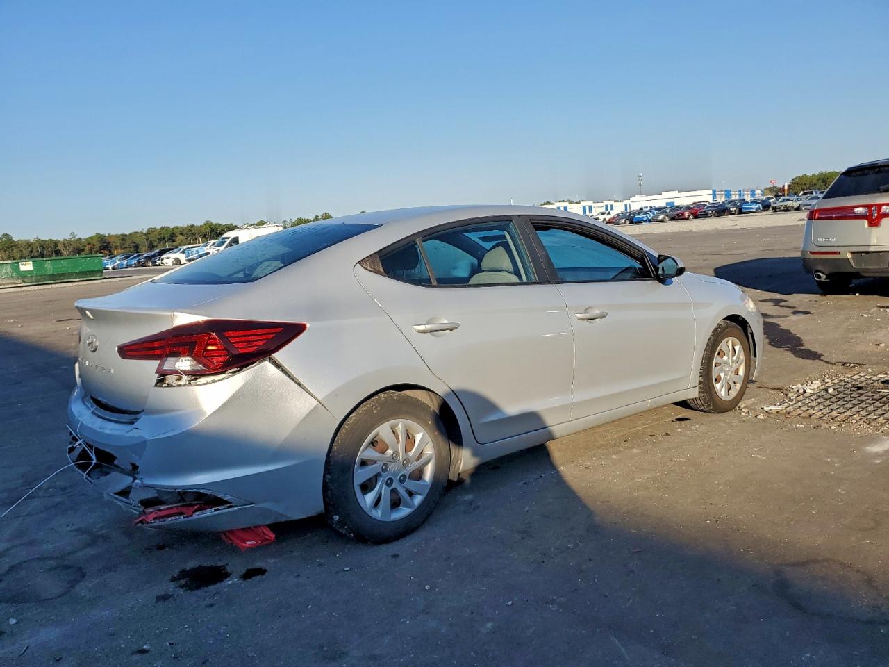 2019 HYUNDAI ELANTRA SE photo 7