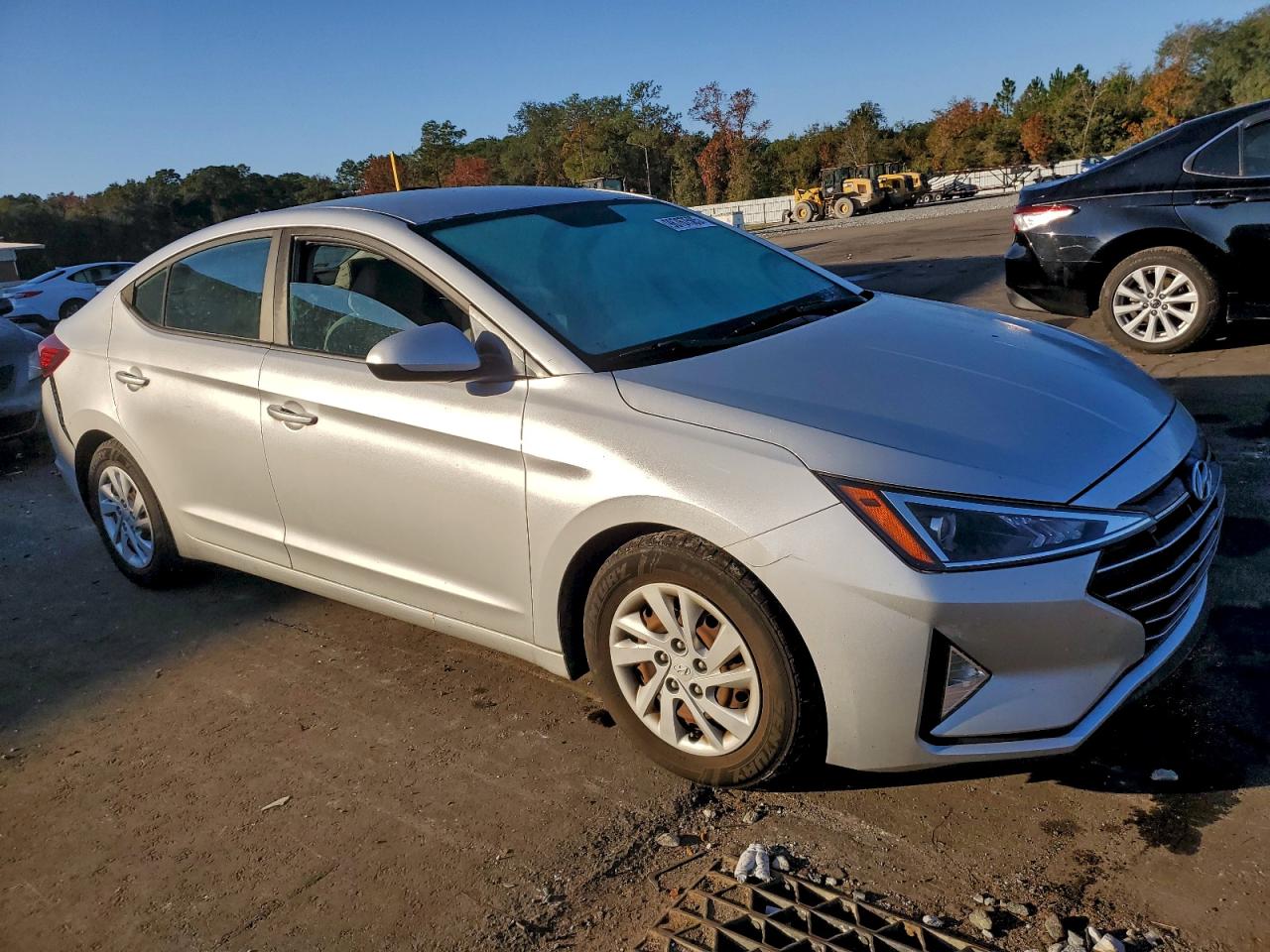 2019 HYUNDAI ELANTRA SE photo 10