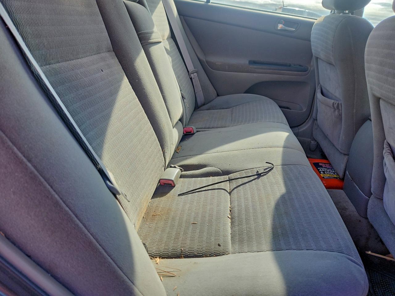 2005 TOYOTA CAMRY LE photo 10