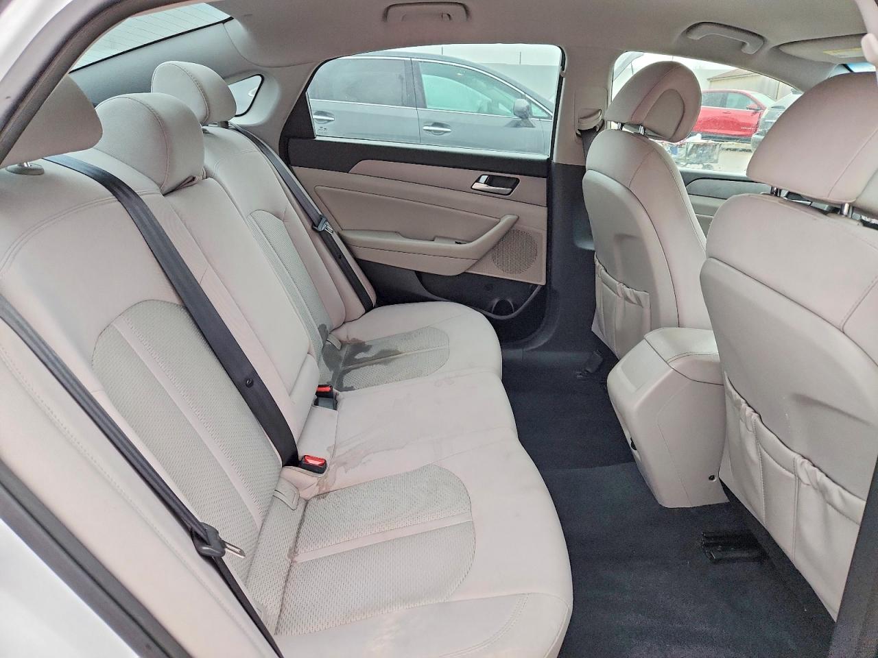 2015 HYUNDAI SONATA SE photo 10