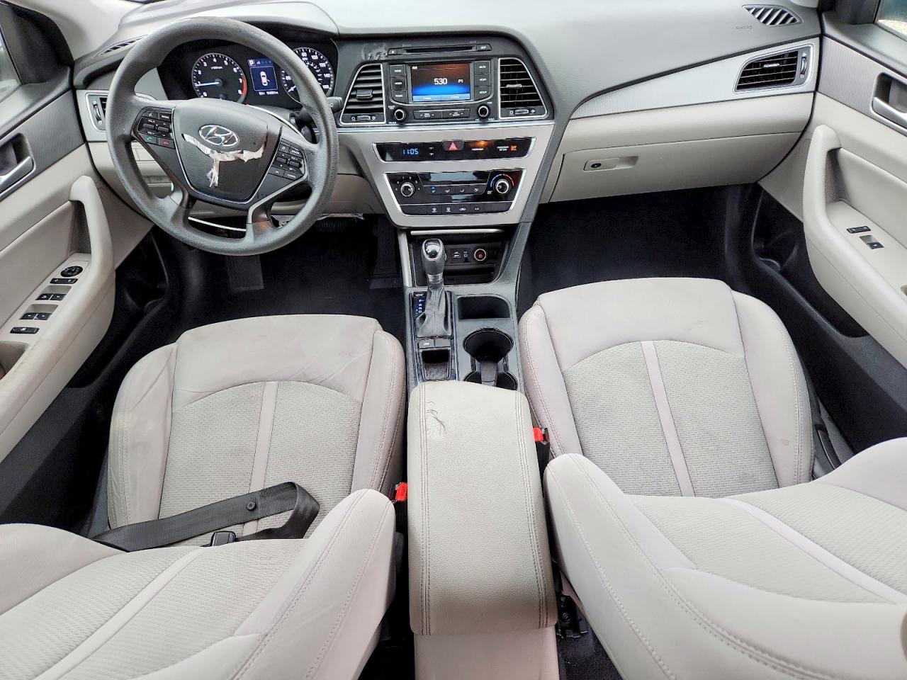2015 HYUNDAI SONATA SE photo 8